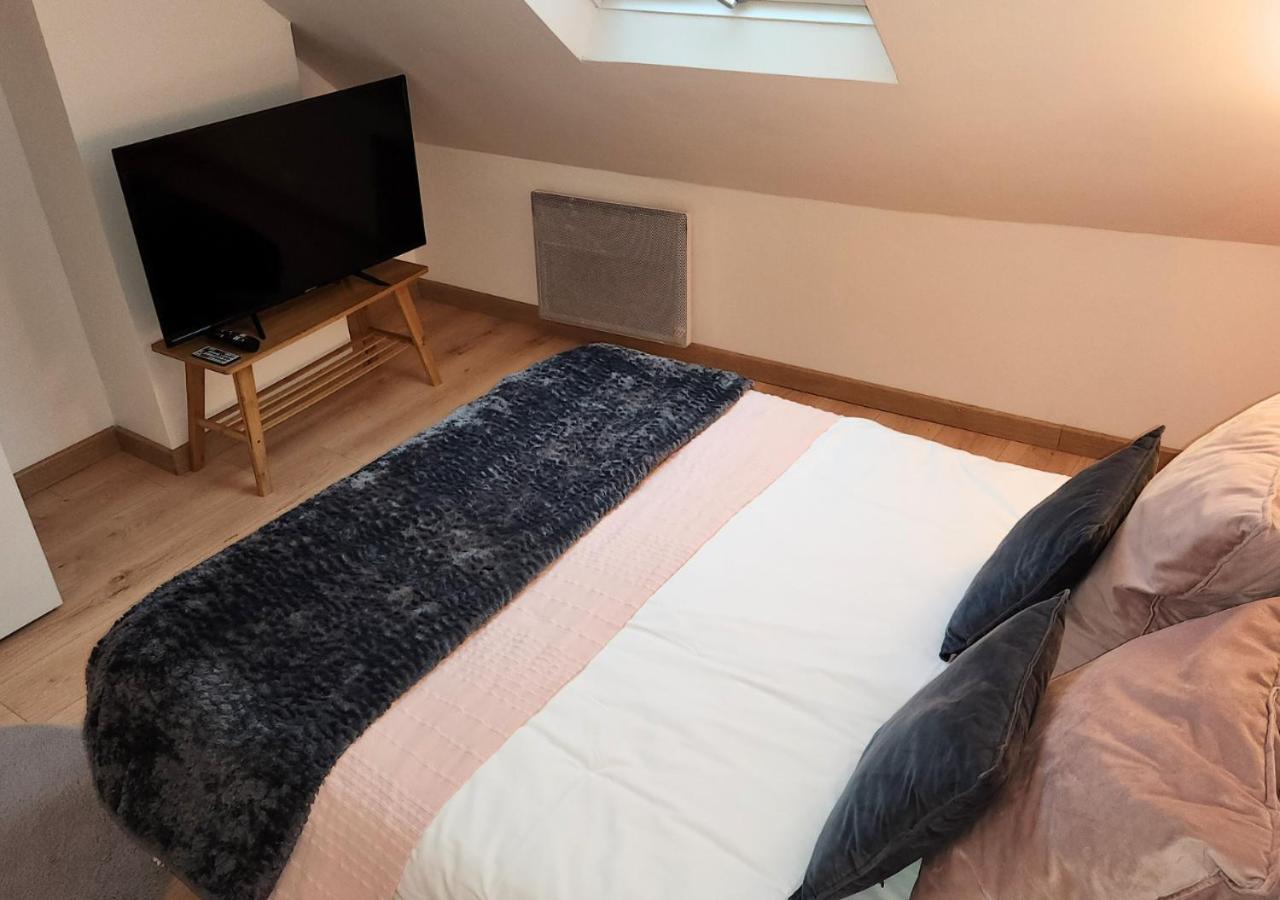 Le 6eme Ciel De Gutenberg - Climatise Apartment